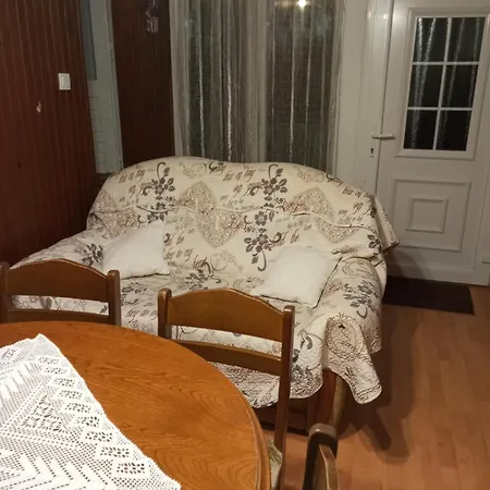 Ika 2 * Zaton (Sibenik-Knin)